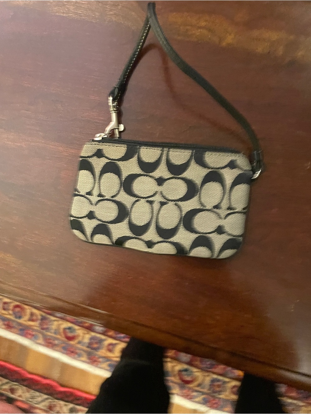 COACH Signature monogrammed Black/Tan Wristlet - Clutch - Picture 3 of 3